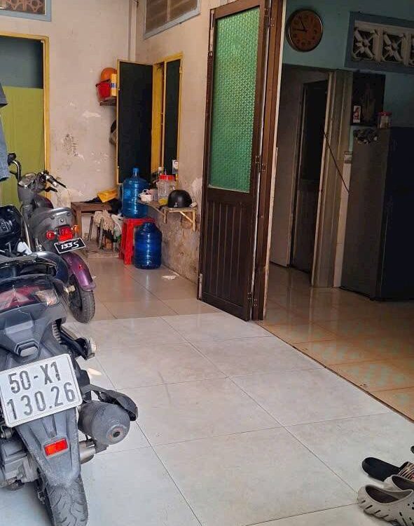 Bán nhà xã Xuân Thới Đông,83.6m2,sổ hồng riêng